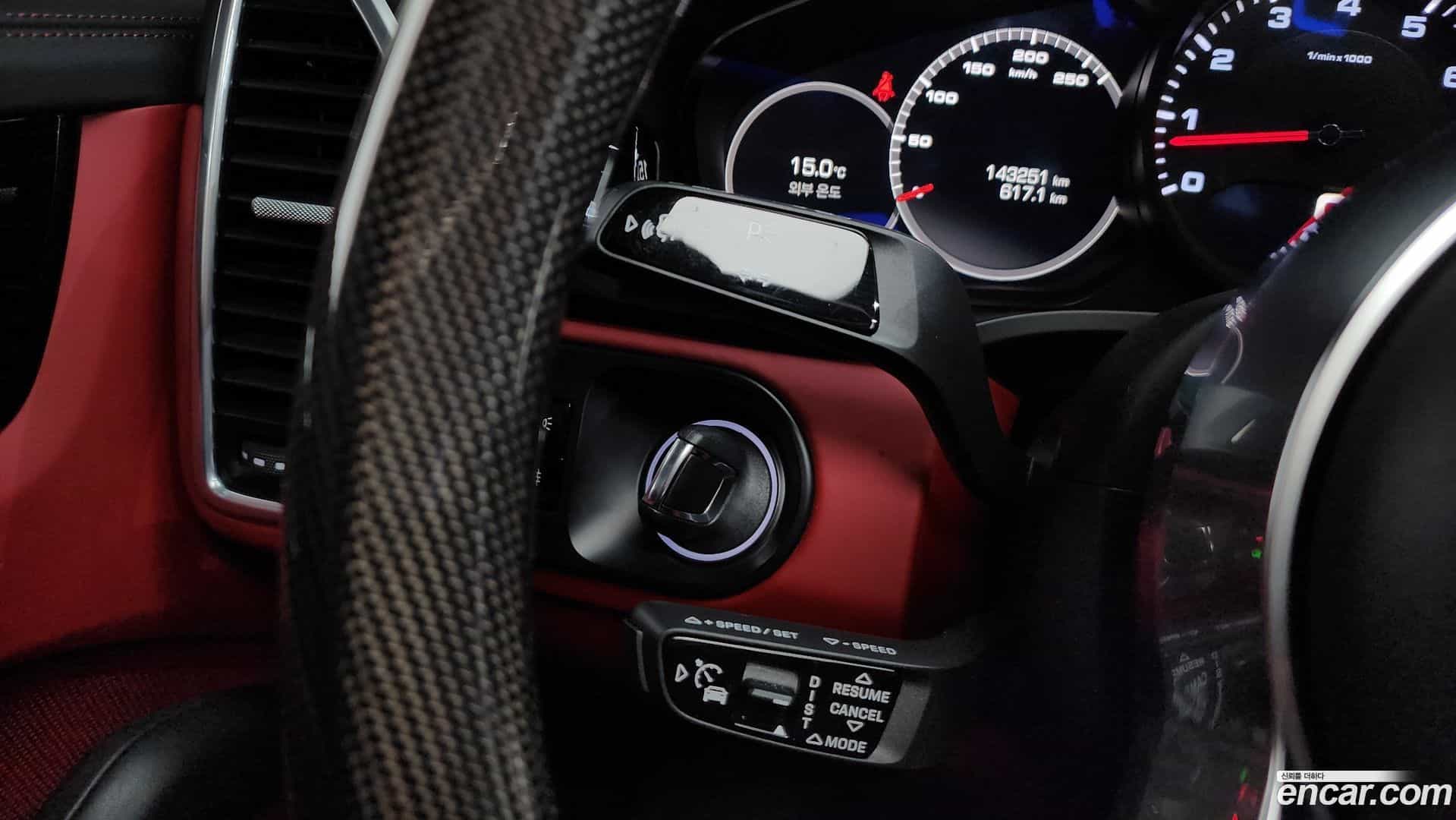 Cayenne Porsche 2019.9-OPTION-016