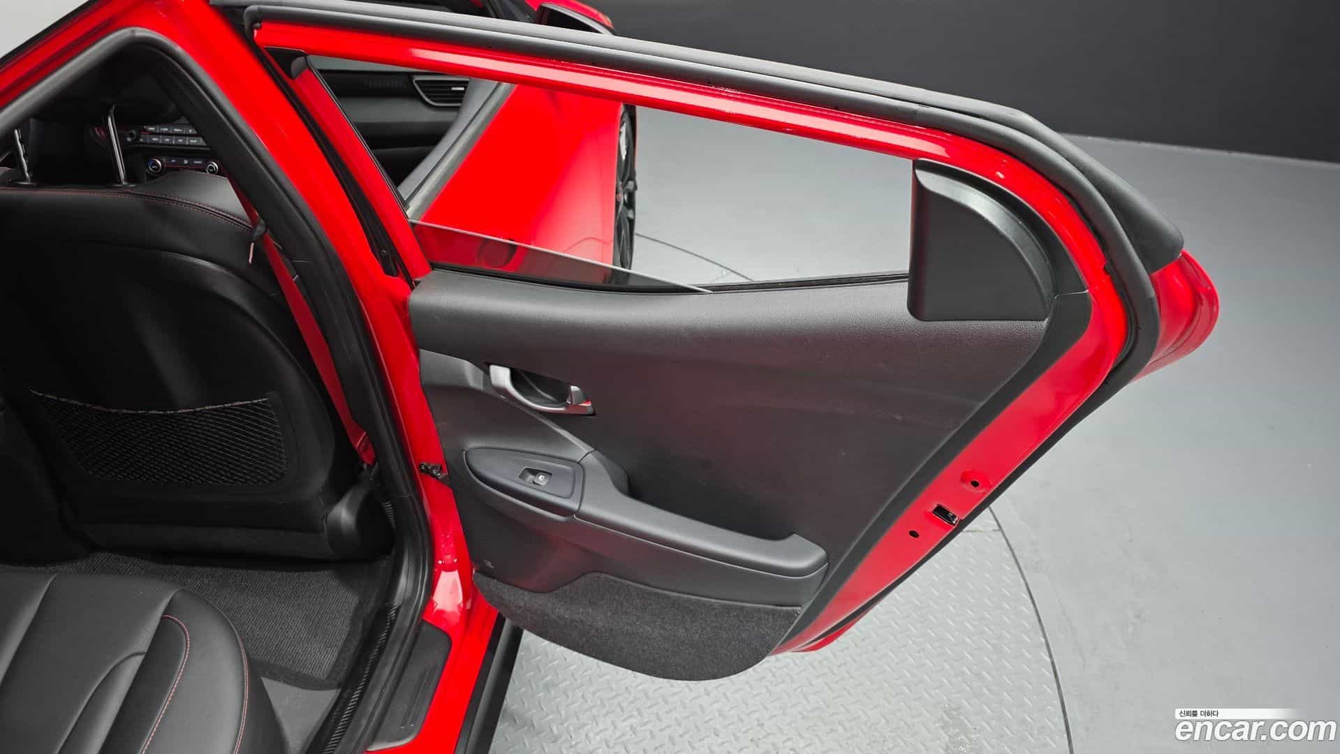 Veloster Hyundai 2019.11-INNER-035