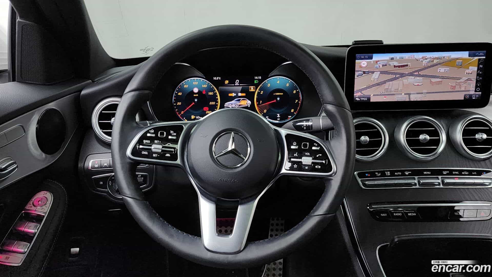 C-Class Mercedes-Benz 2021.4-OPTION-017
