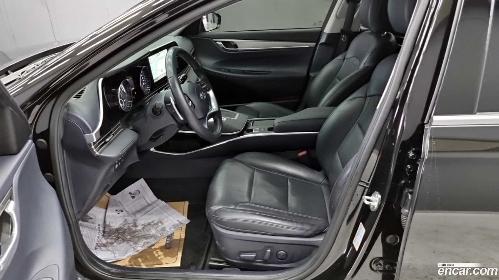 Grandeur Hyundai 2022.2-INNER-010
