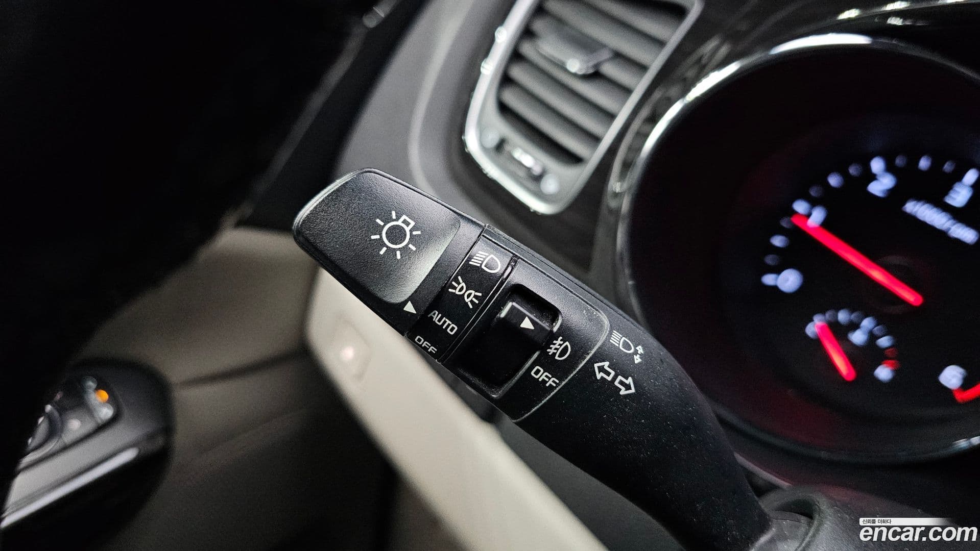Main__Slider__Photo:Canival Kia 2020.0-25