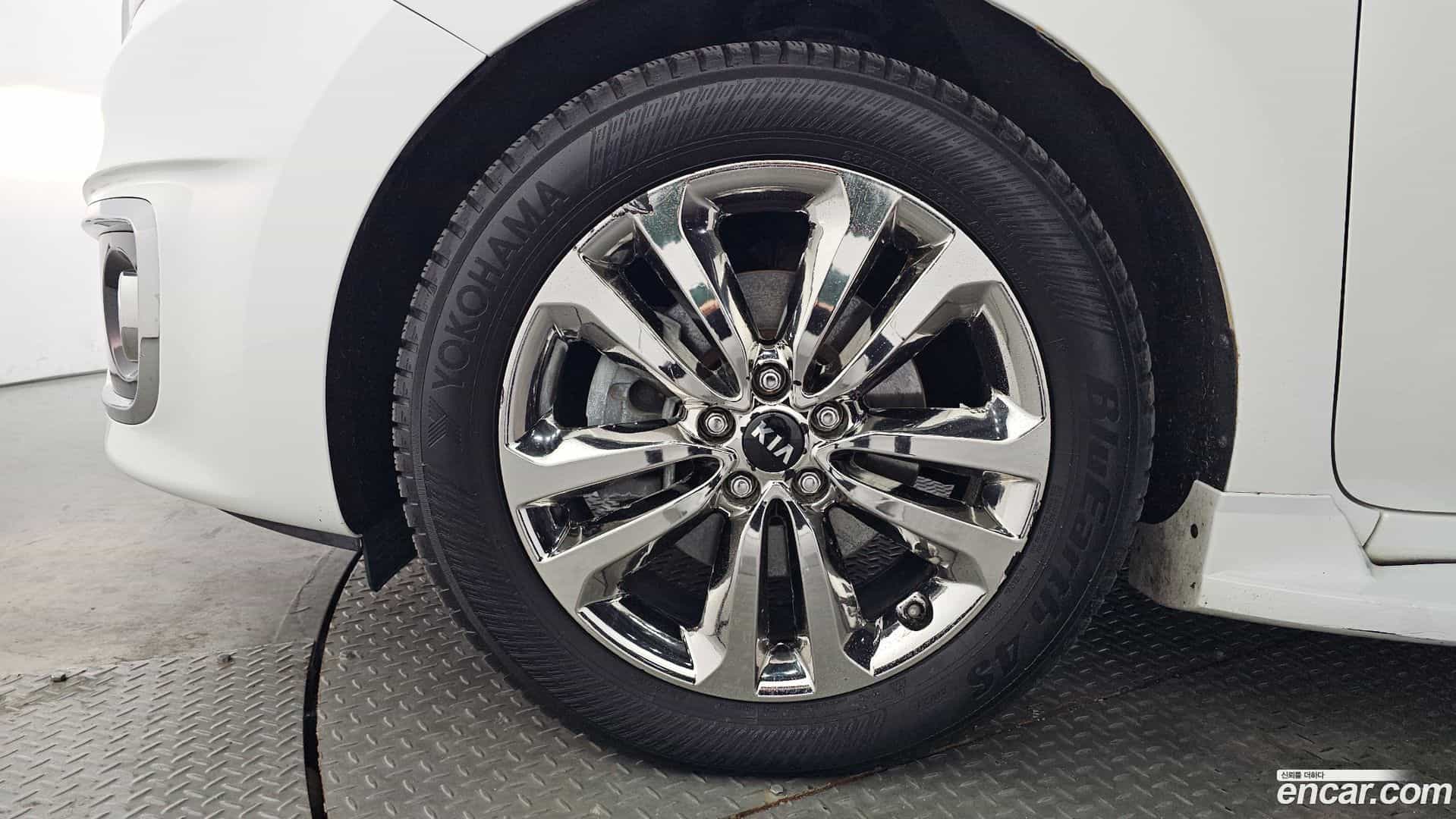 Canival Kia 2014.9-OUTER-005