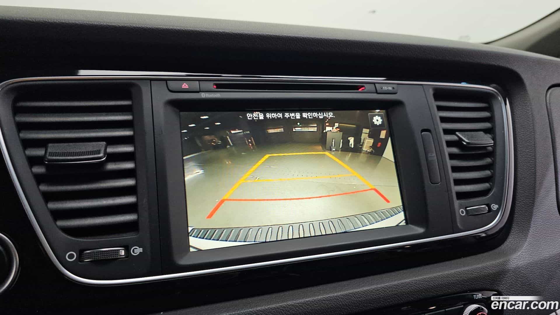 Canival Kia 2014.9-OPTION-021