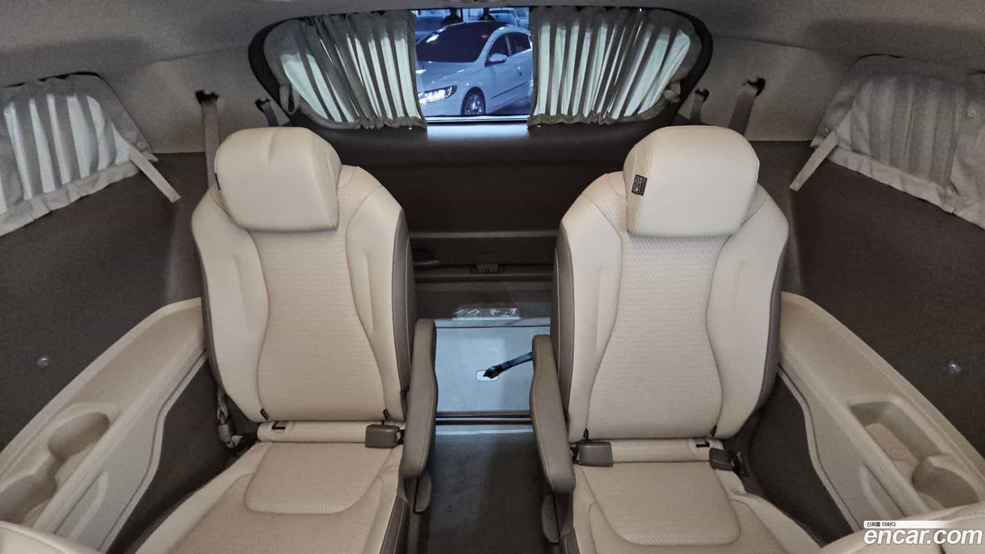 Canival Kia 2022.4-OPTION-015