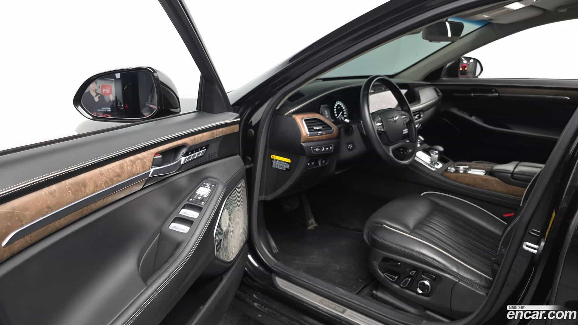 G90 Genesis 2019.0-INNER-010