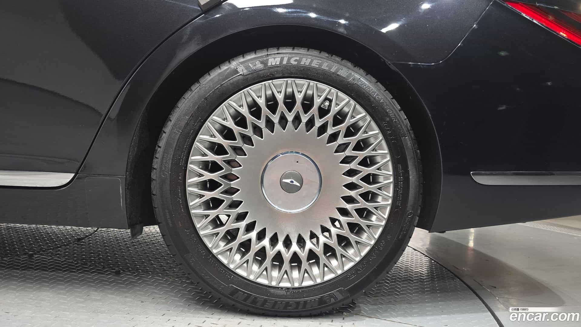 G90 Genesis 2019.0-OUTER-031