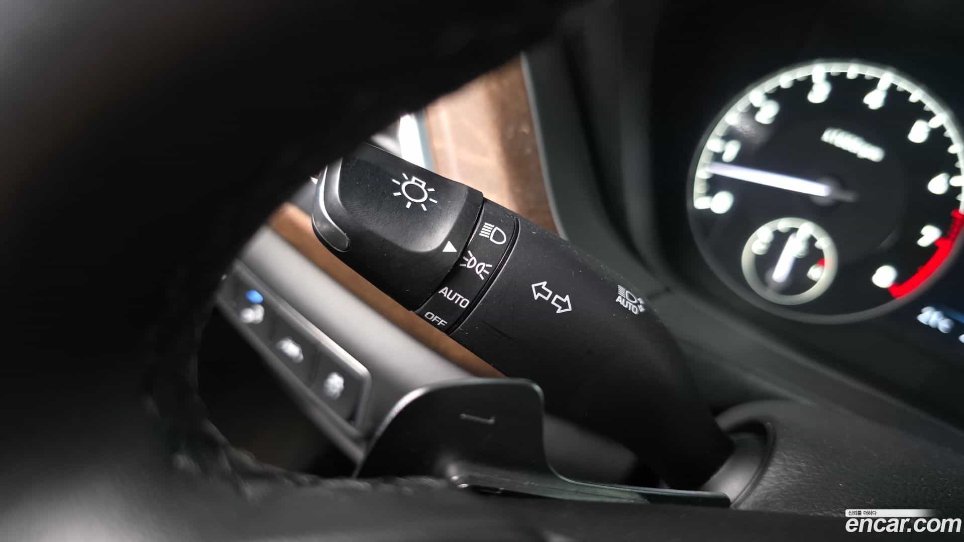 G90 Genesis 2019.0-OPTION-043