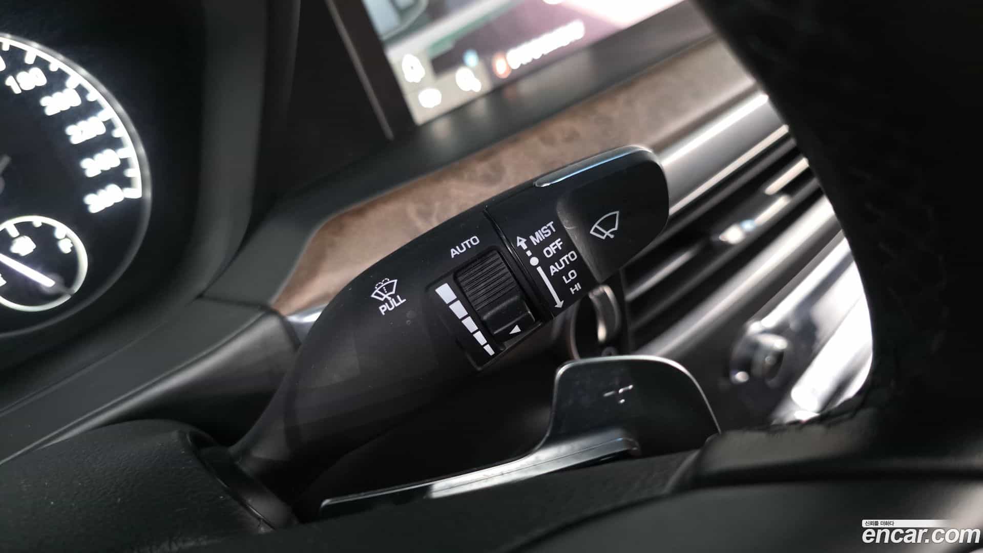 G90 Genesis 2019.0-OPTION-045