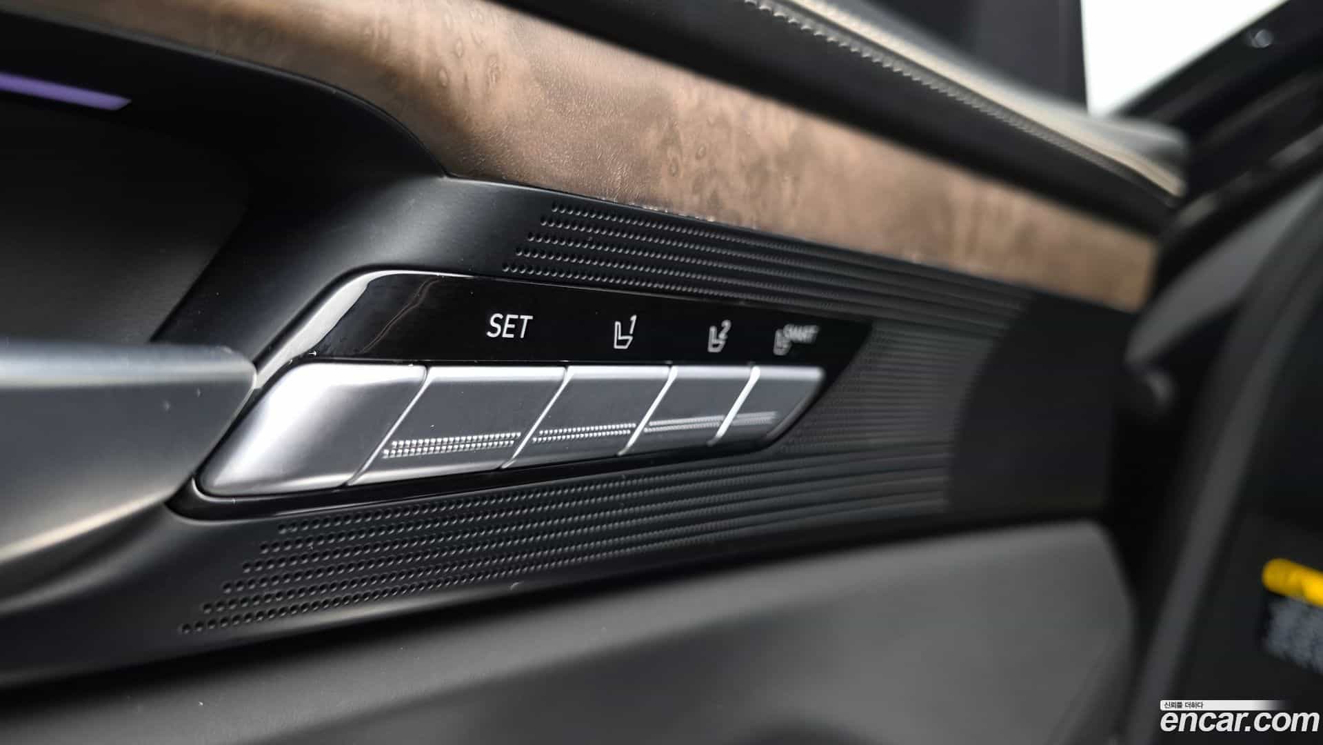 G90 Genesis 2019.0-OPTION-048