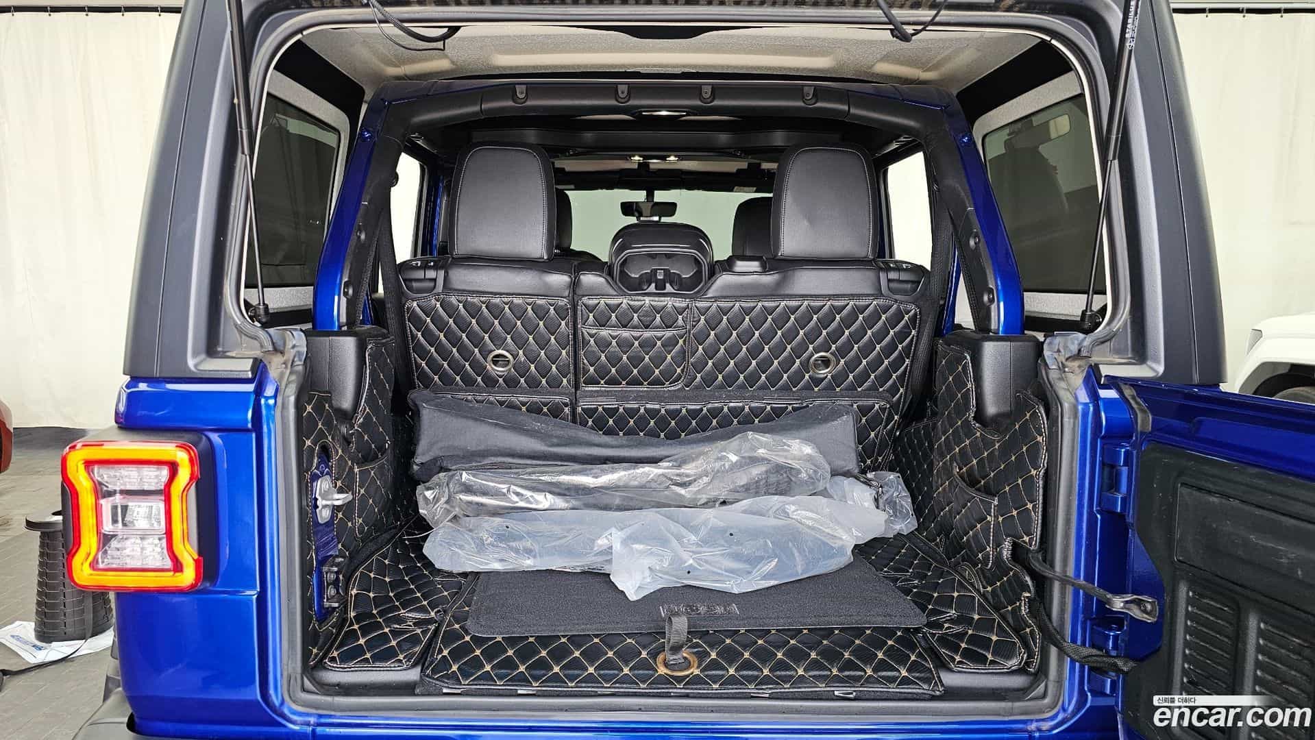 Wrangler Jeep 2019.9-OPTION-024