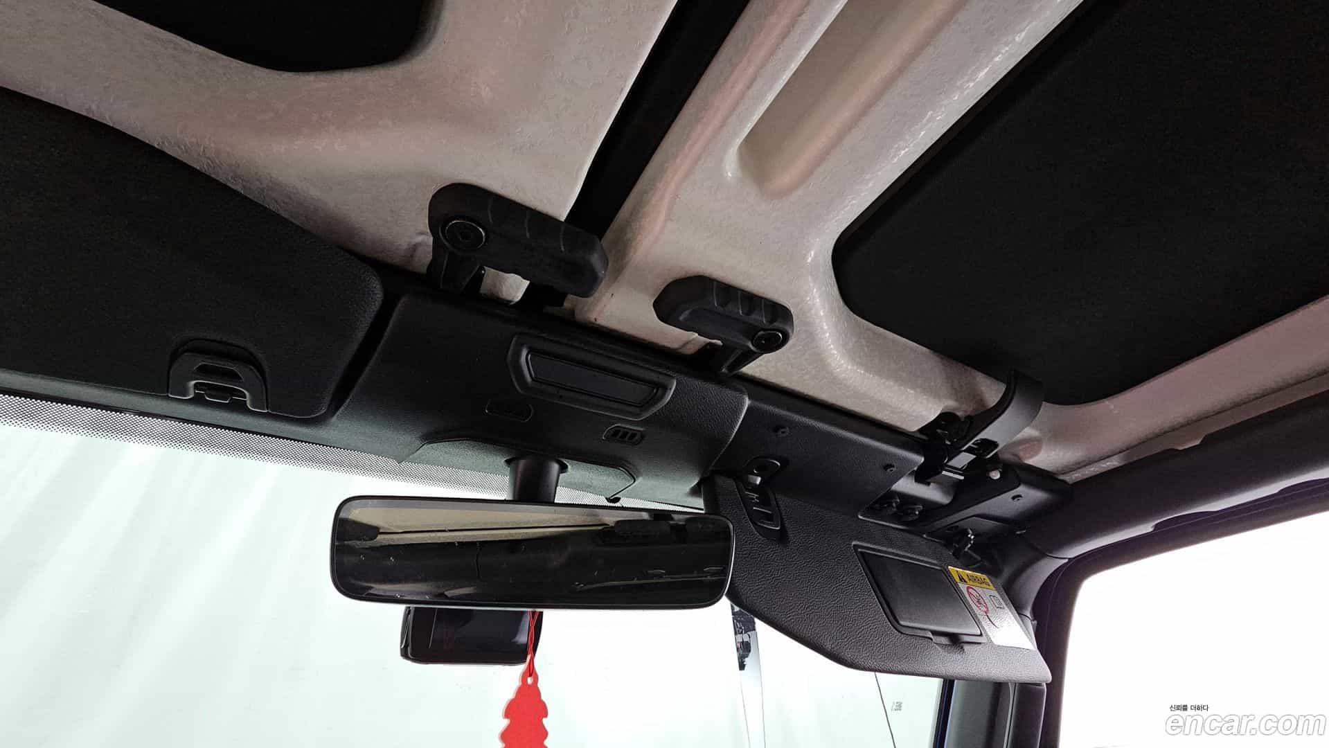 Wrangler Jeep 2019.9-OPTION-045