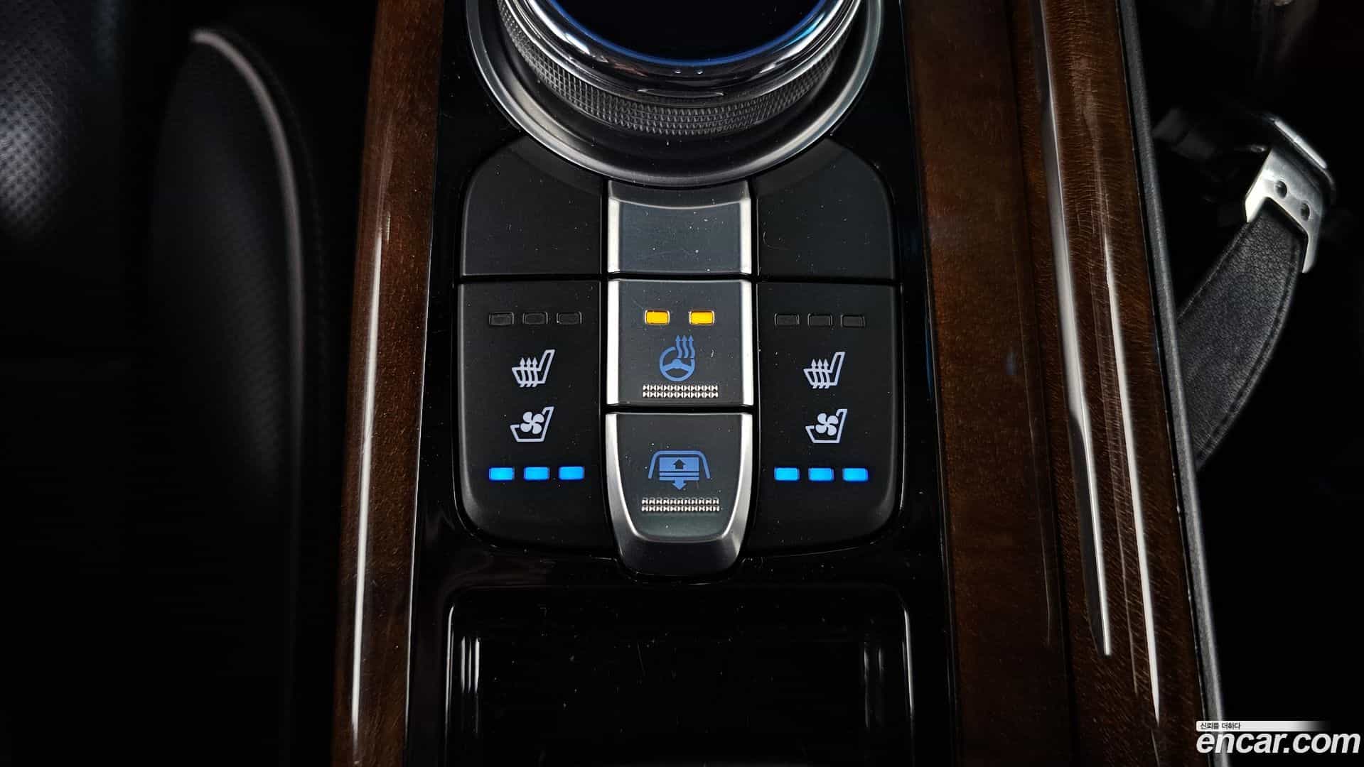EQ900 Genesis 2016.9-OPTION-041