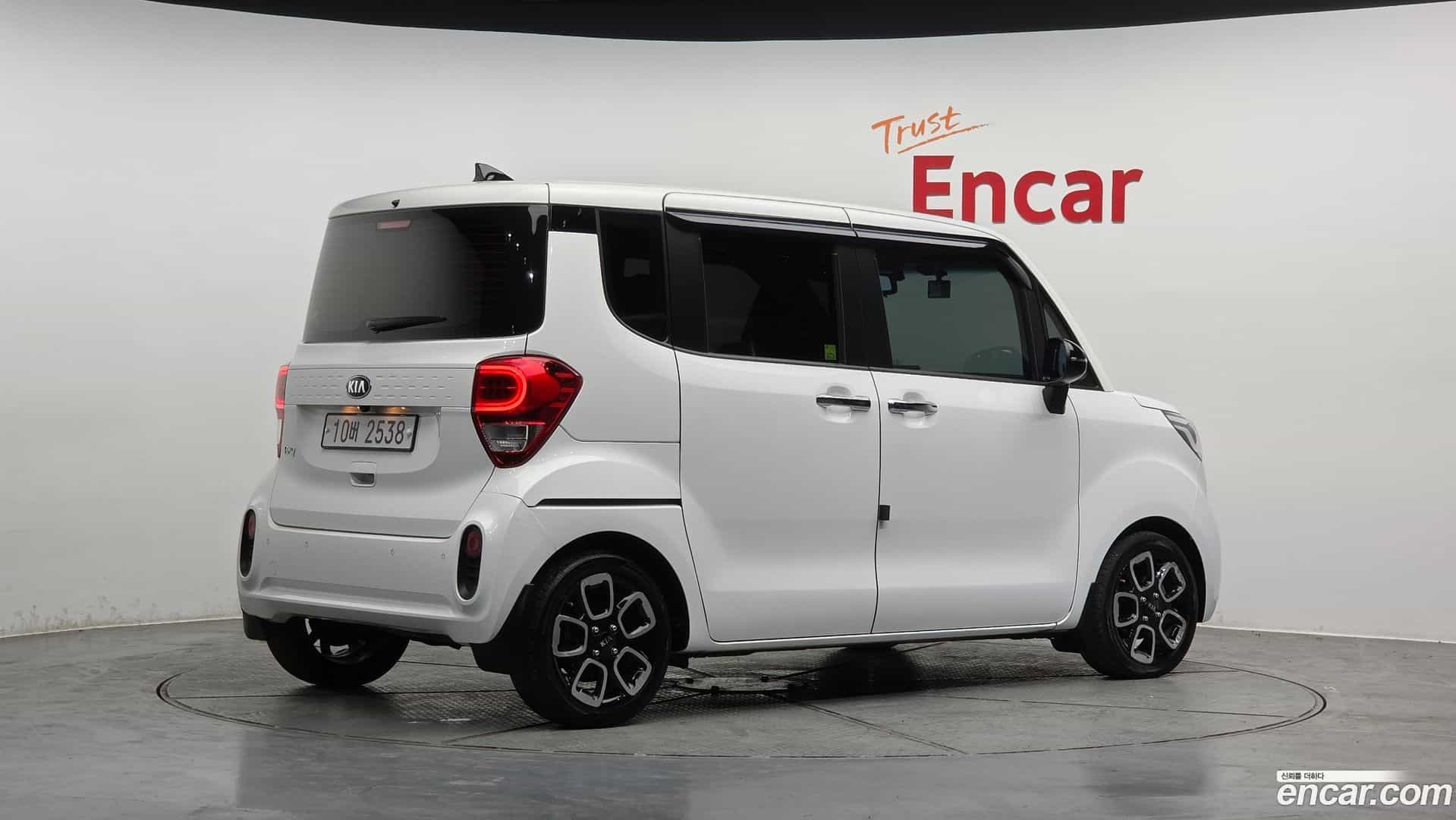 RAY Kia 2018.4-OUTER-002