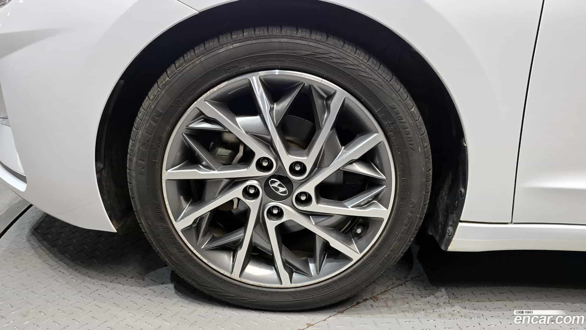 AVANTE Hyundai 2019.9-OUTER-005