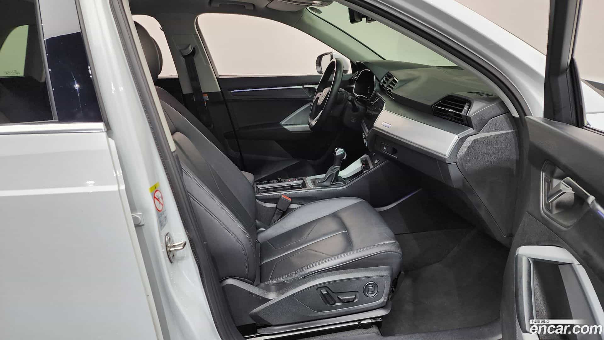 Q3 Audi 2022.11-OPTION-015