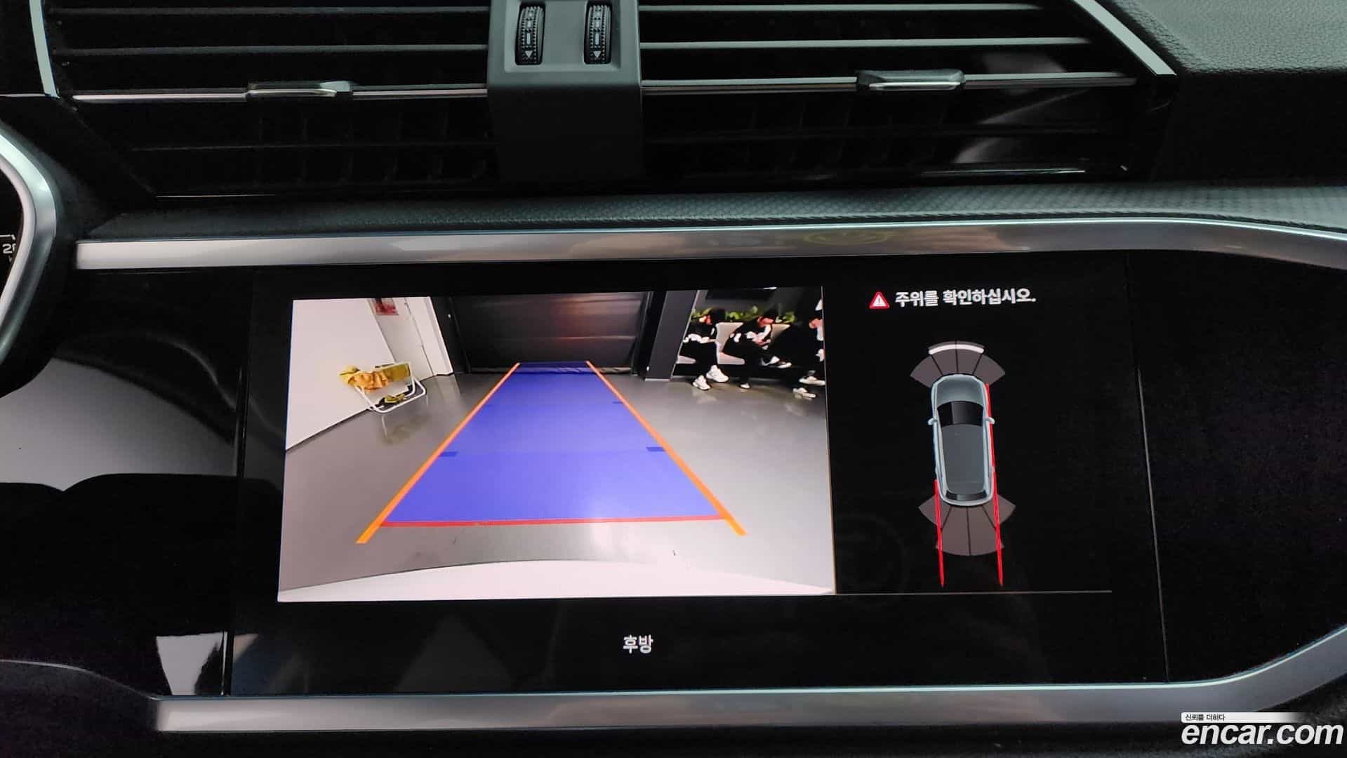Q3 Audi 2022.11-OPTION-018