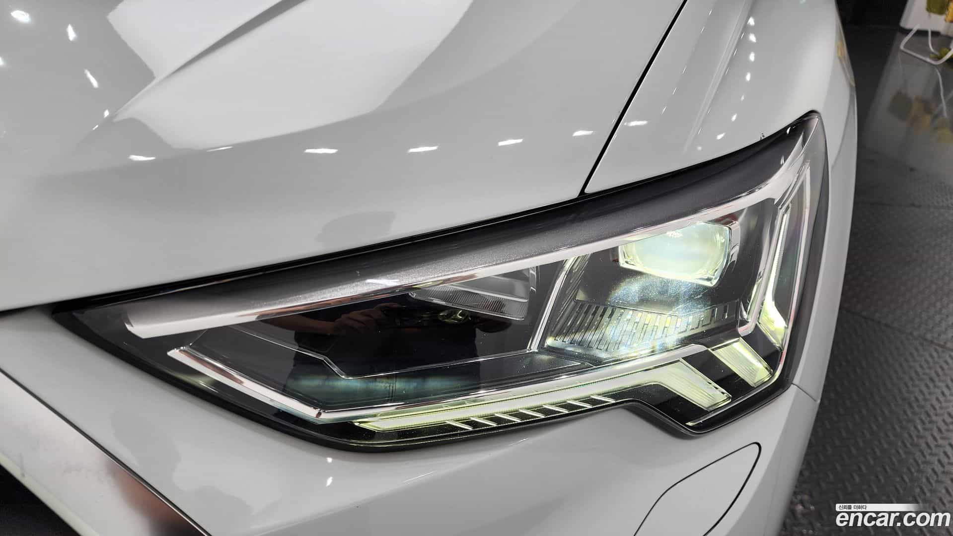 Q3 Audi 2022.11-OUTER-032