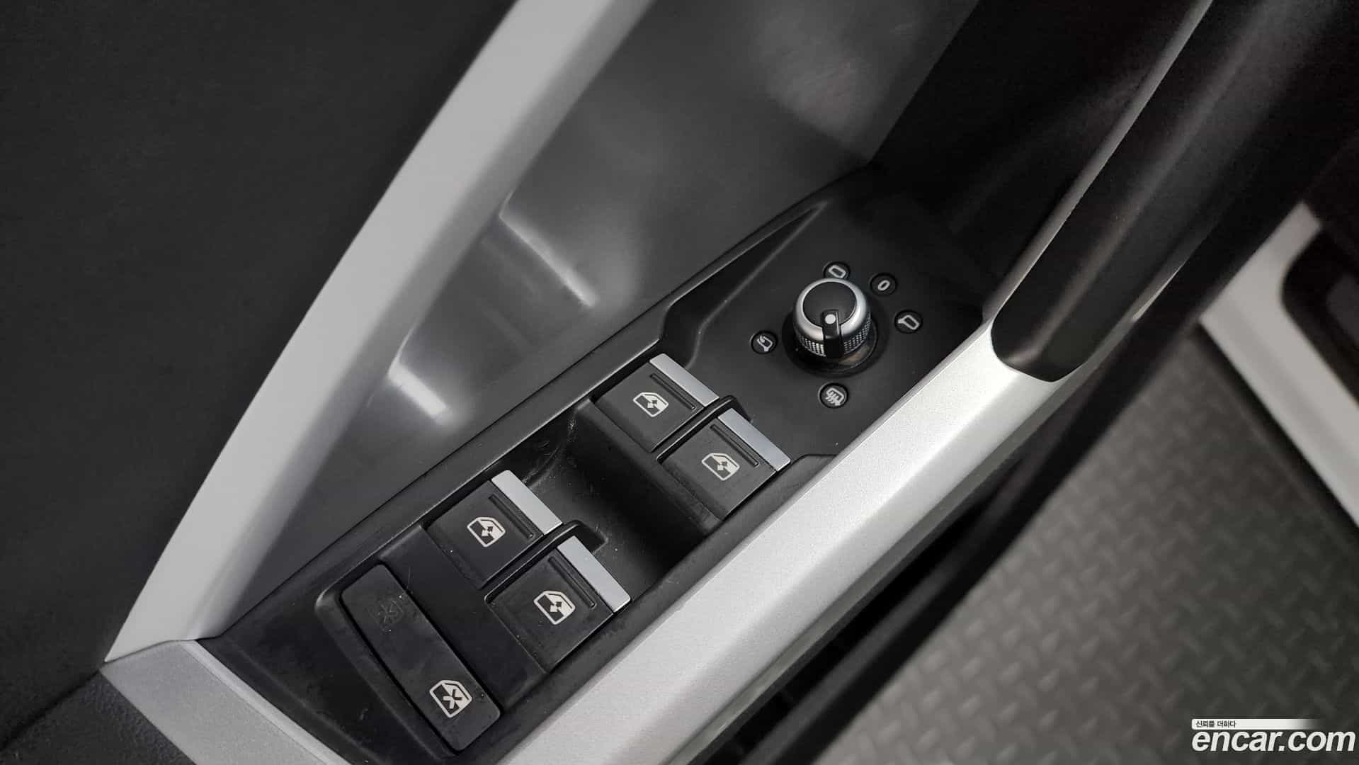 Q3 Audi 2022.11-OPTION-048