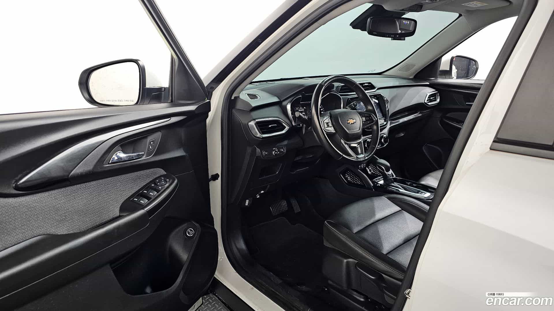 Trailblazer Chevrolet 2022.7-INNER-010