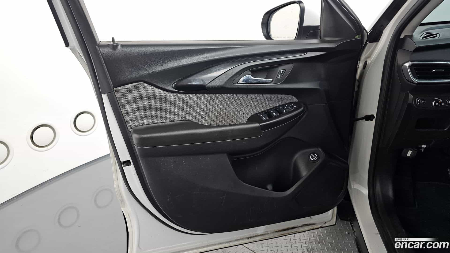 Trailblazer Chevrolet 2022.7-INNER-034