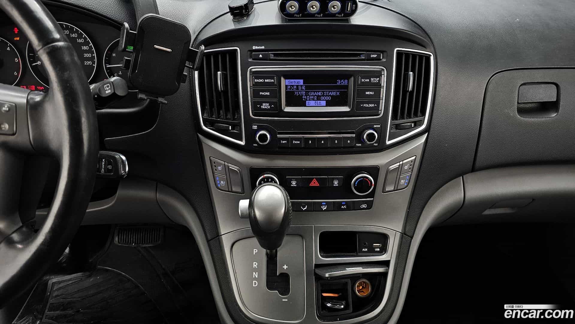 Starex Hyundai 2018.6-OPTION-019