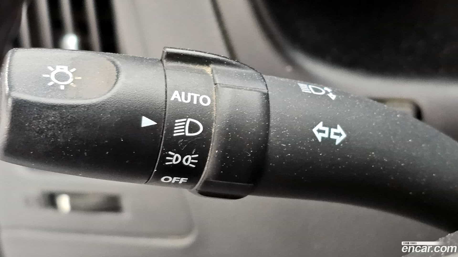 Starex Hyundai 2018.6-OPTION-021