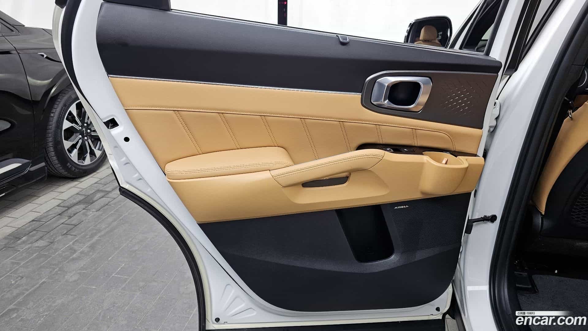 Sorento Kia 2022.5-INNER-035