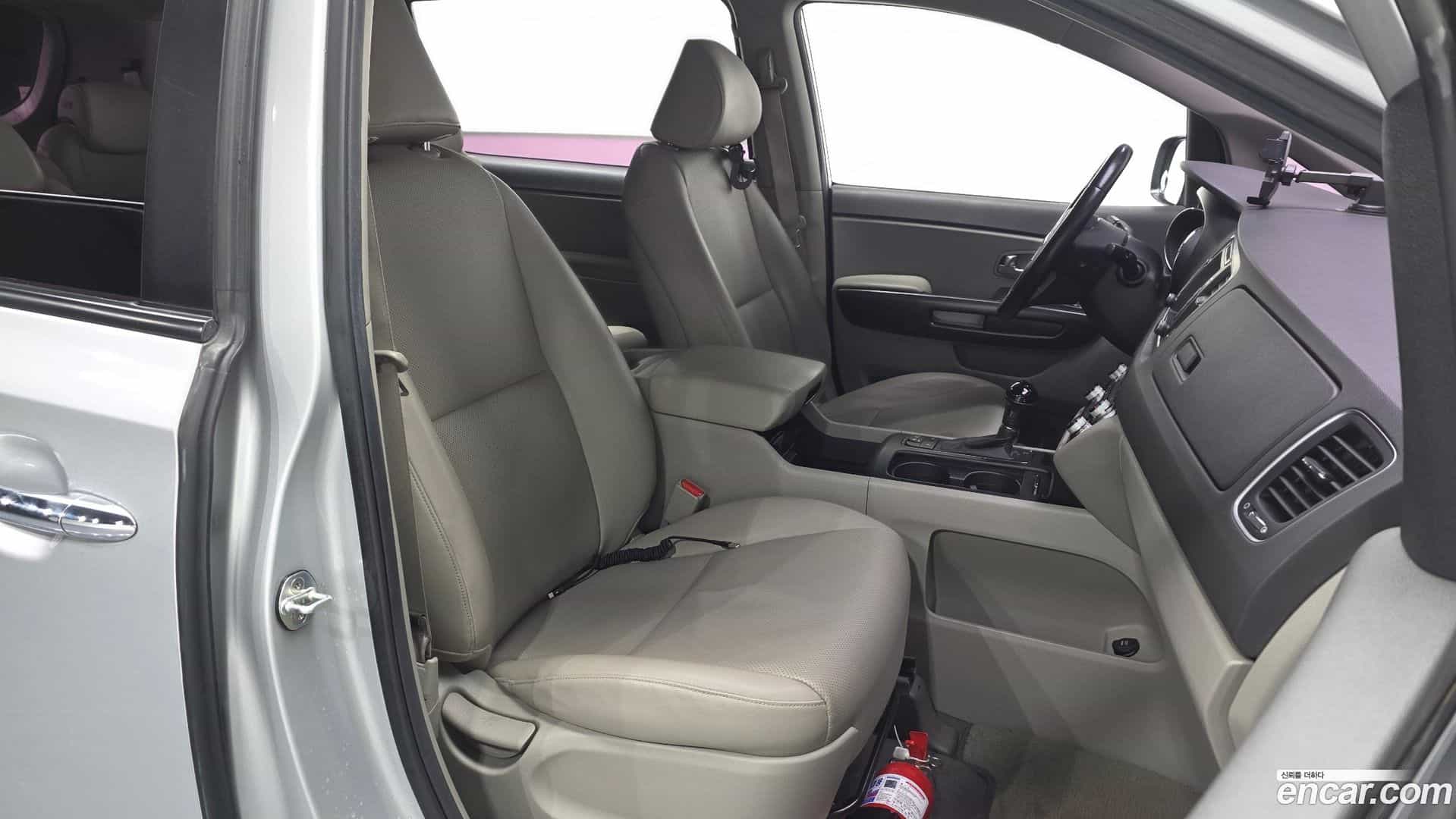 Canival Kia 2016.1-OPTION-016