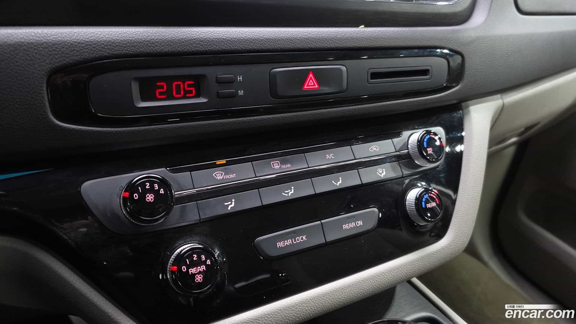 Canival Kia 2016.1-OPTION-022