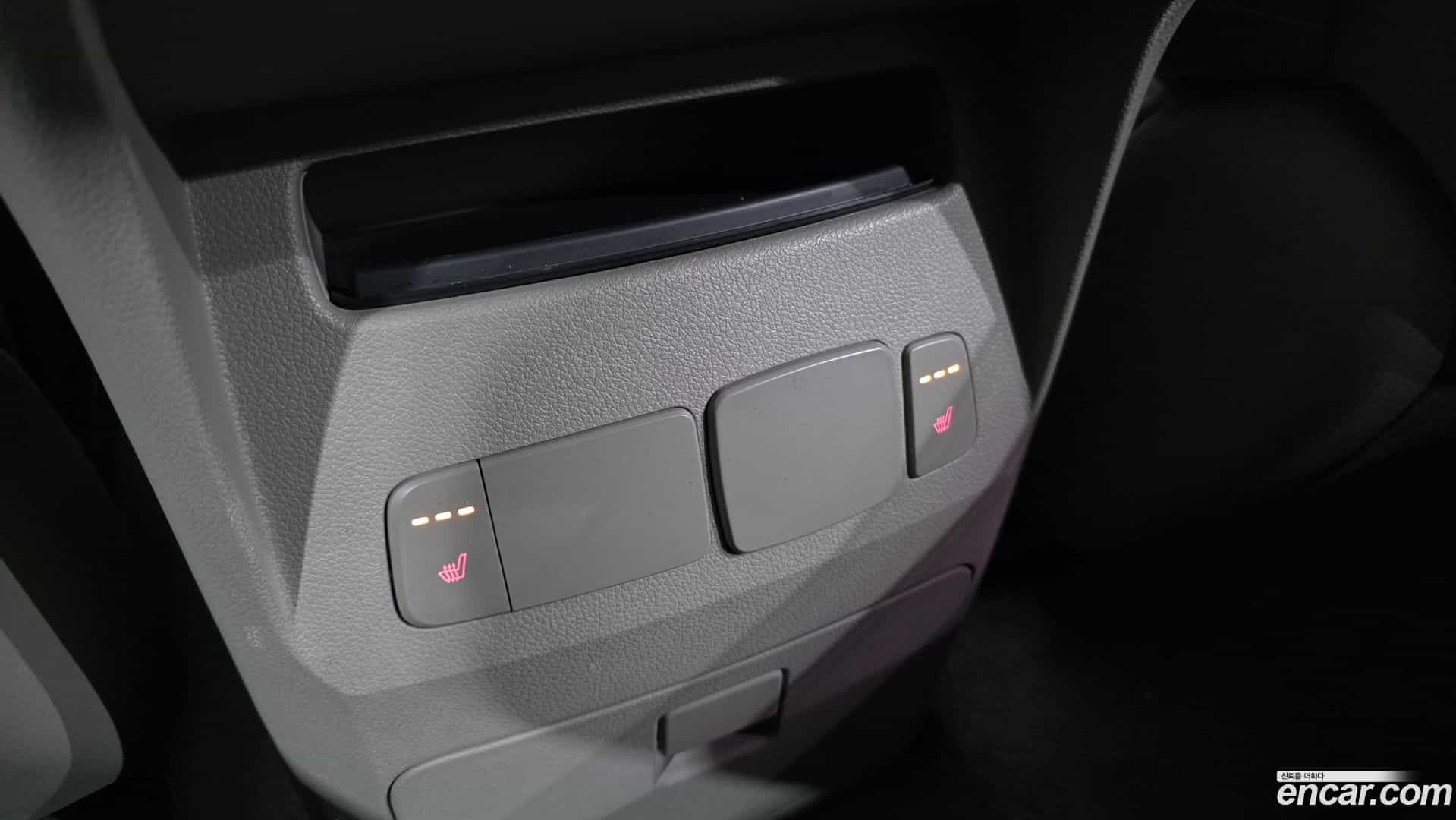 Canival Kia 2016.1-OPTION-023