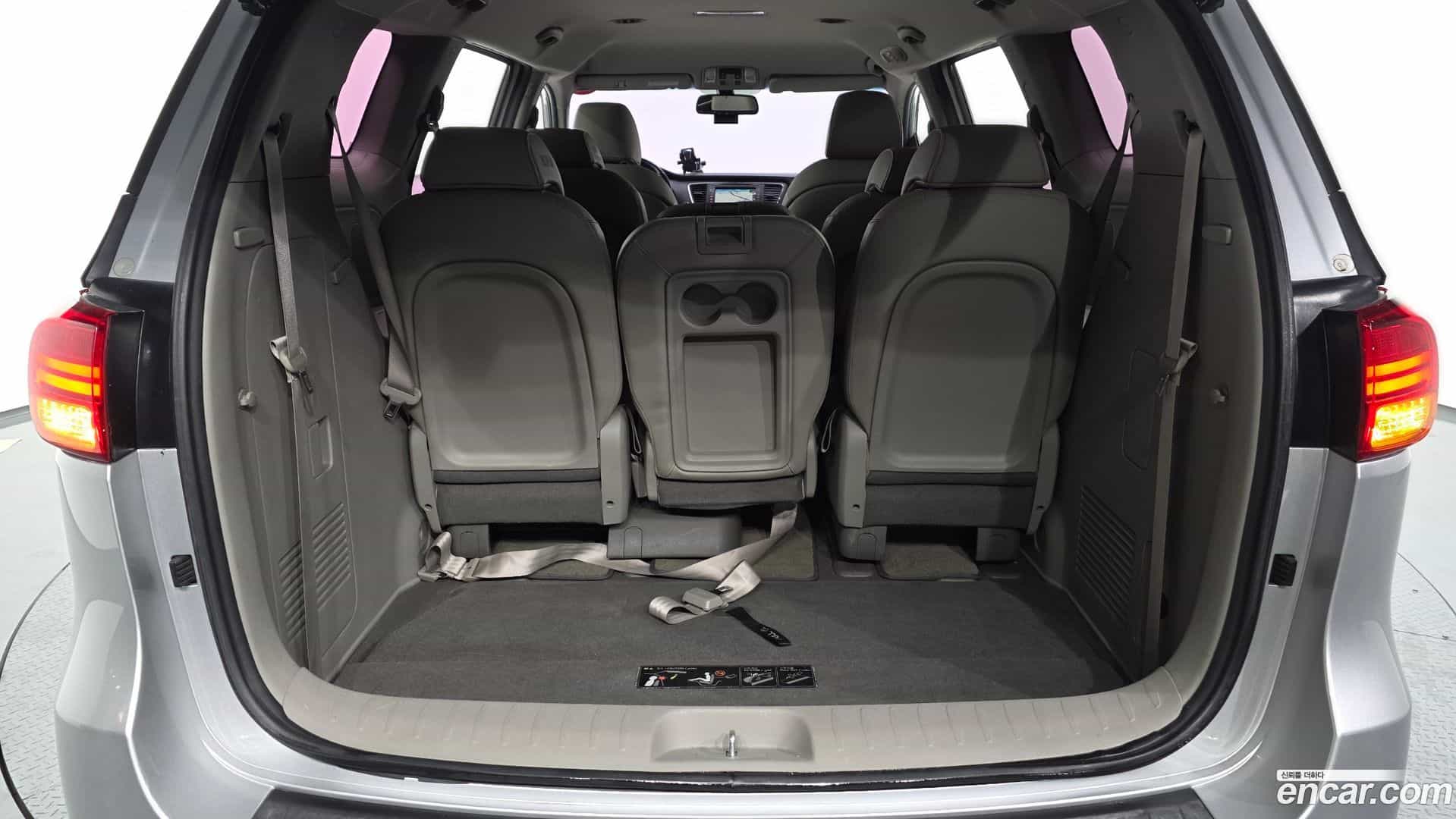 Canival Kia 2016.1-OPTION-024