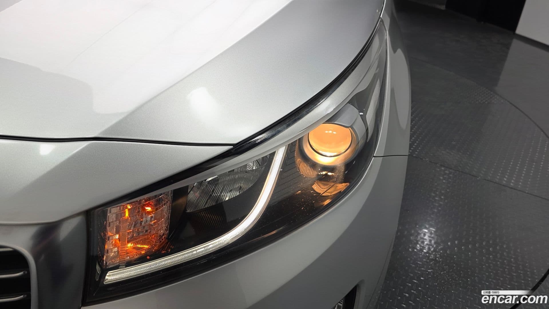 Main__Slider__Photo:Canival Kia 2016.1-21