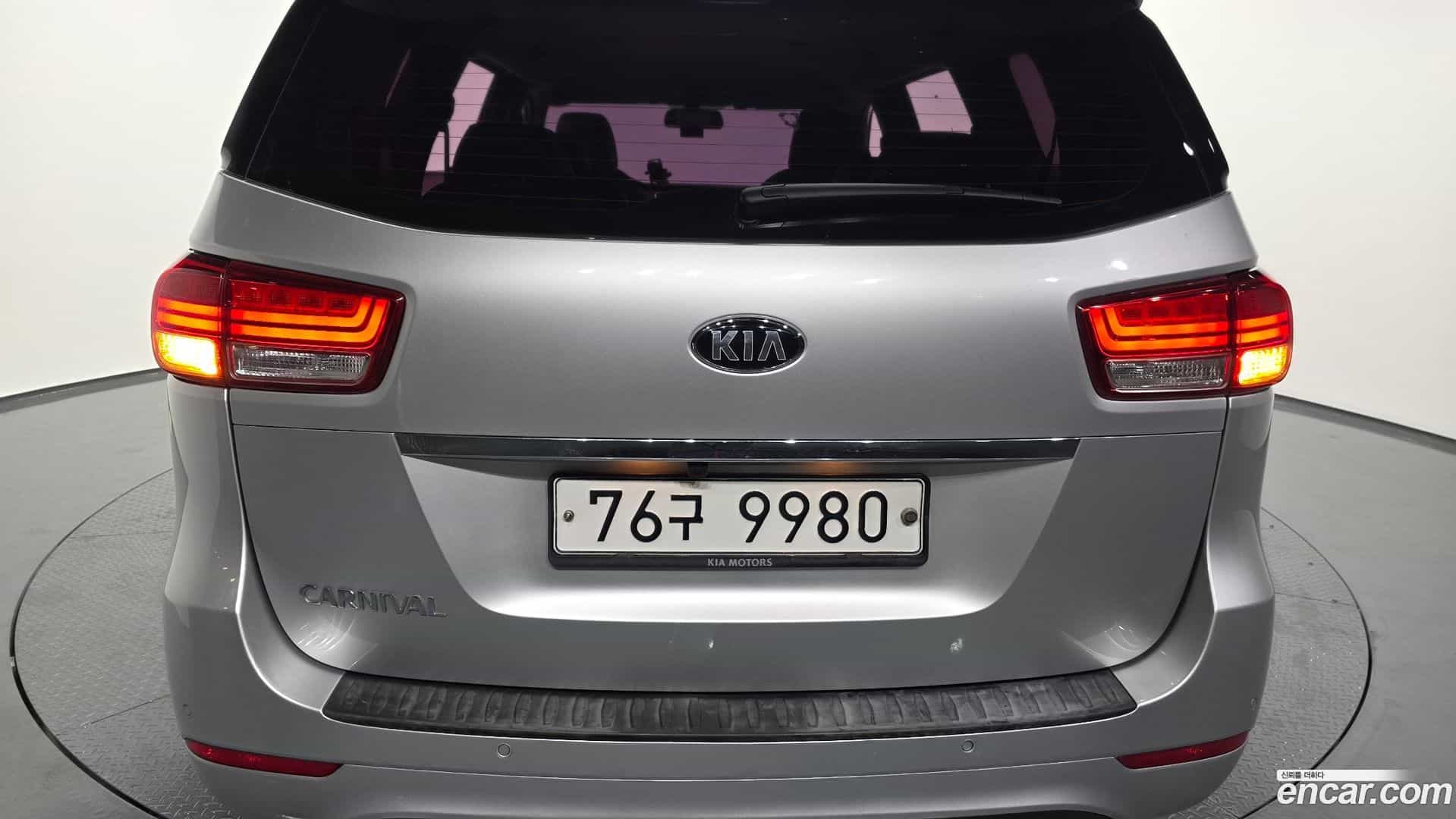 Canival Kia 2016.1-OPTION-042