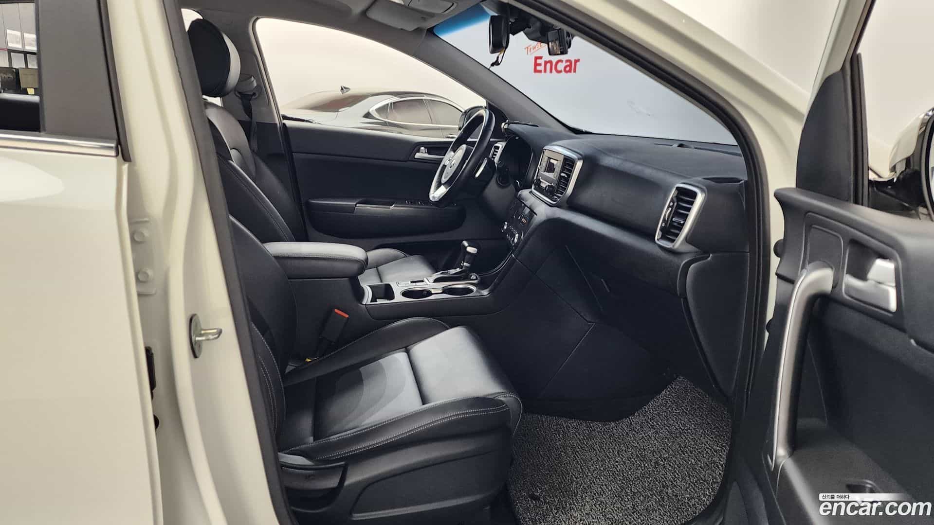 Sportage Kia 2021.5-INNER-036