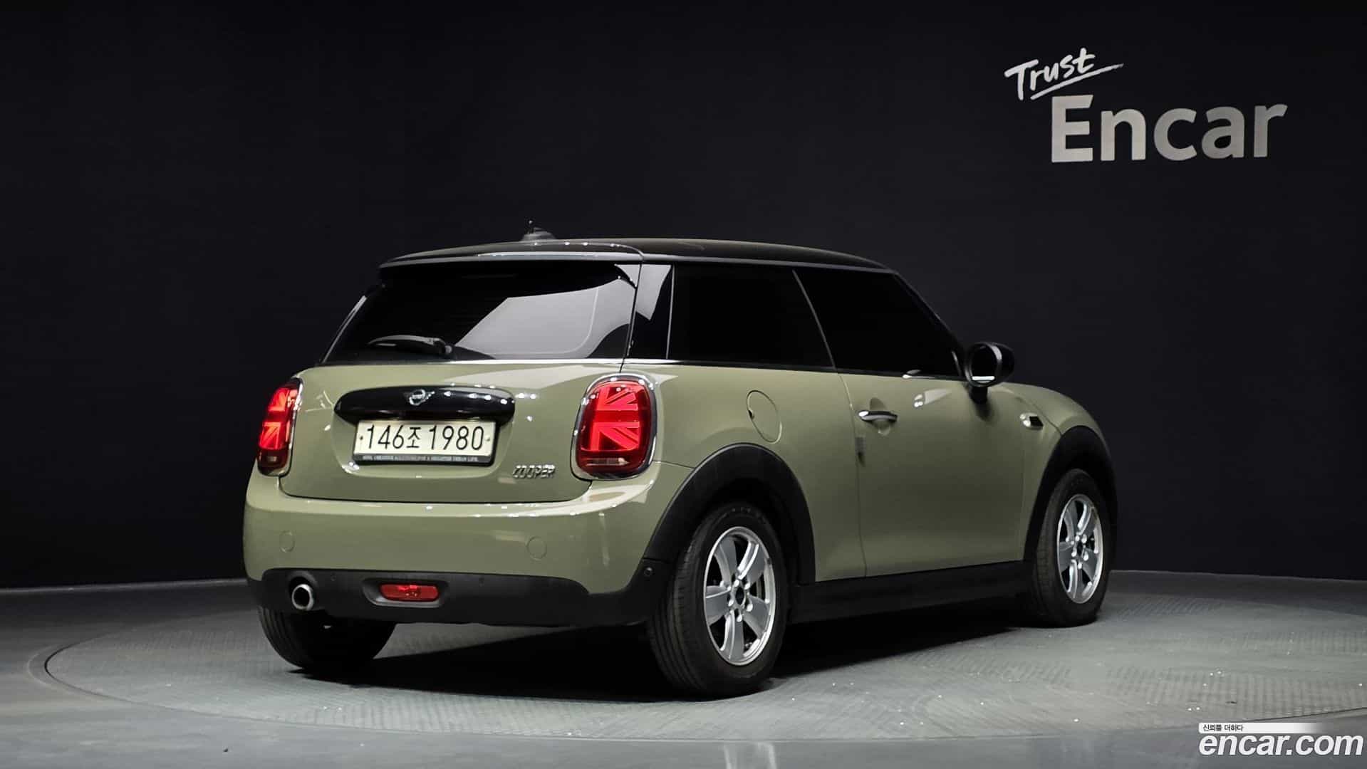 Cooper Mini 2020.7-OUTER-002