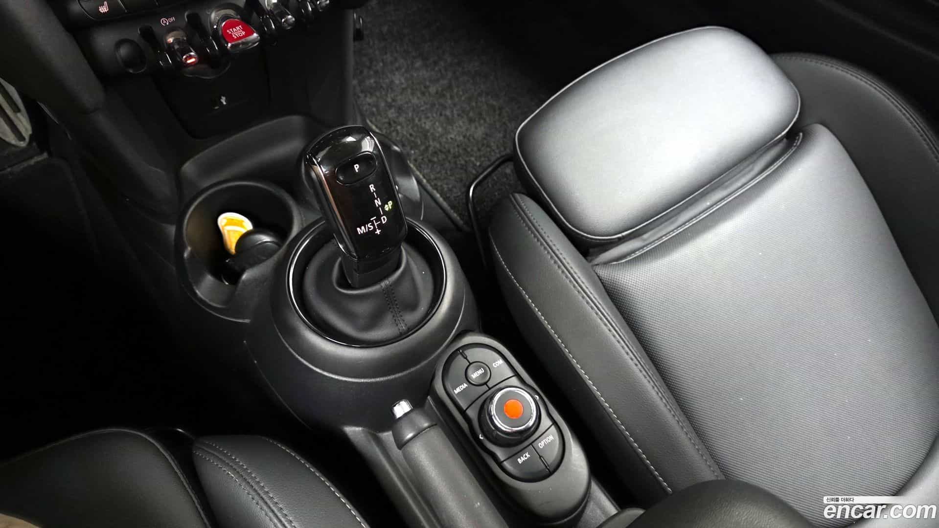 Cooper Mini 2020.7-INNER-009