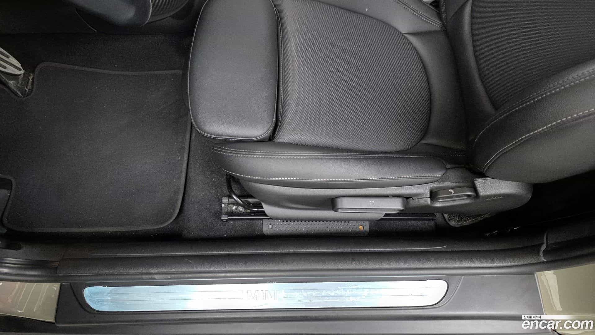 Cooper Mini 2020.7-INNER-036