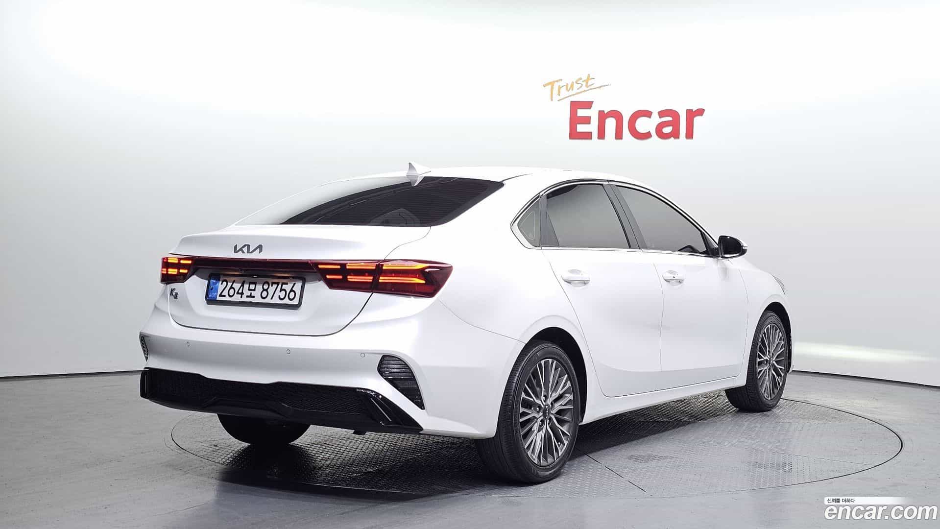 K3 Kia 2022.2-OUTER-002