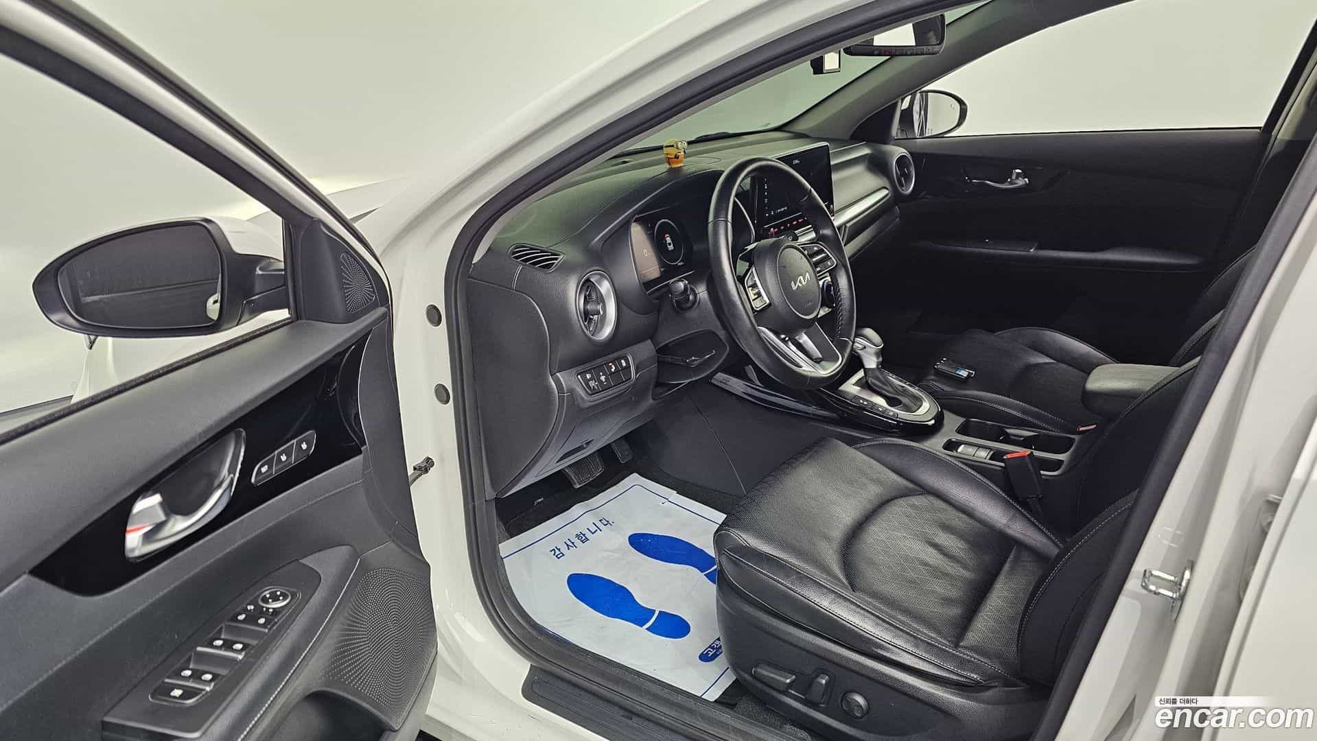 K3 Kia 2022.2-INNER-010