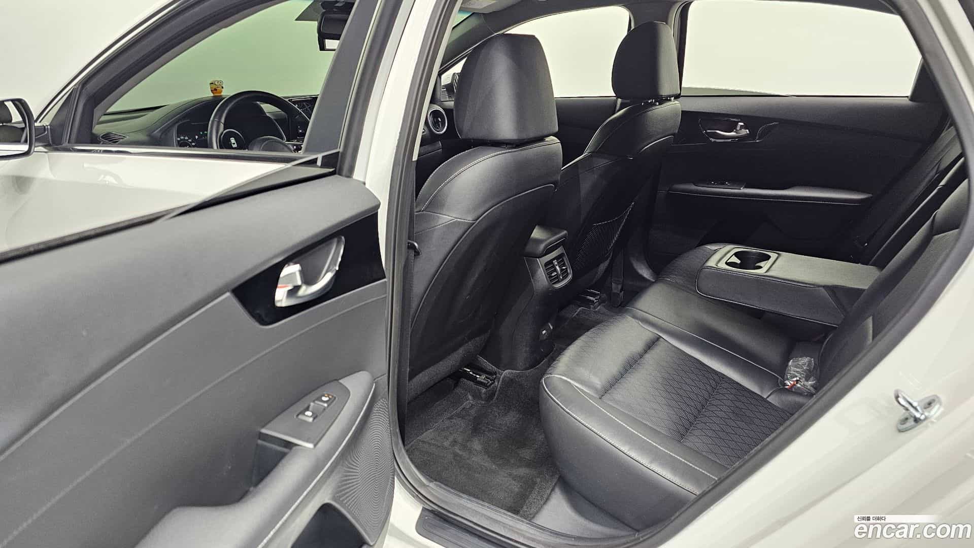 K3 Kia 2022.2-OPTION-015