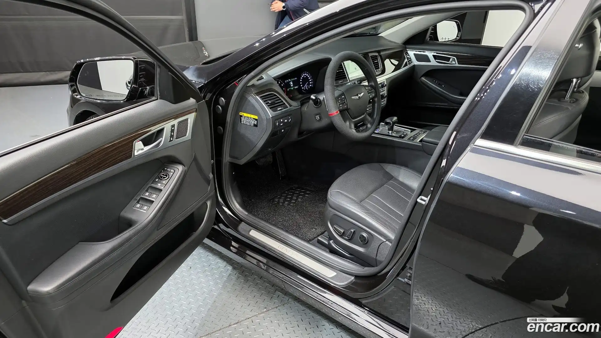 G80 Genesis 2019.2-INNER-010
