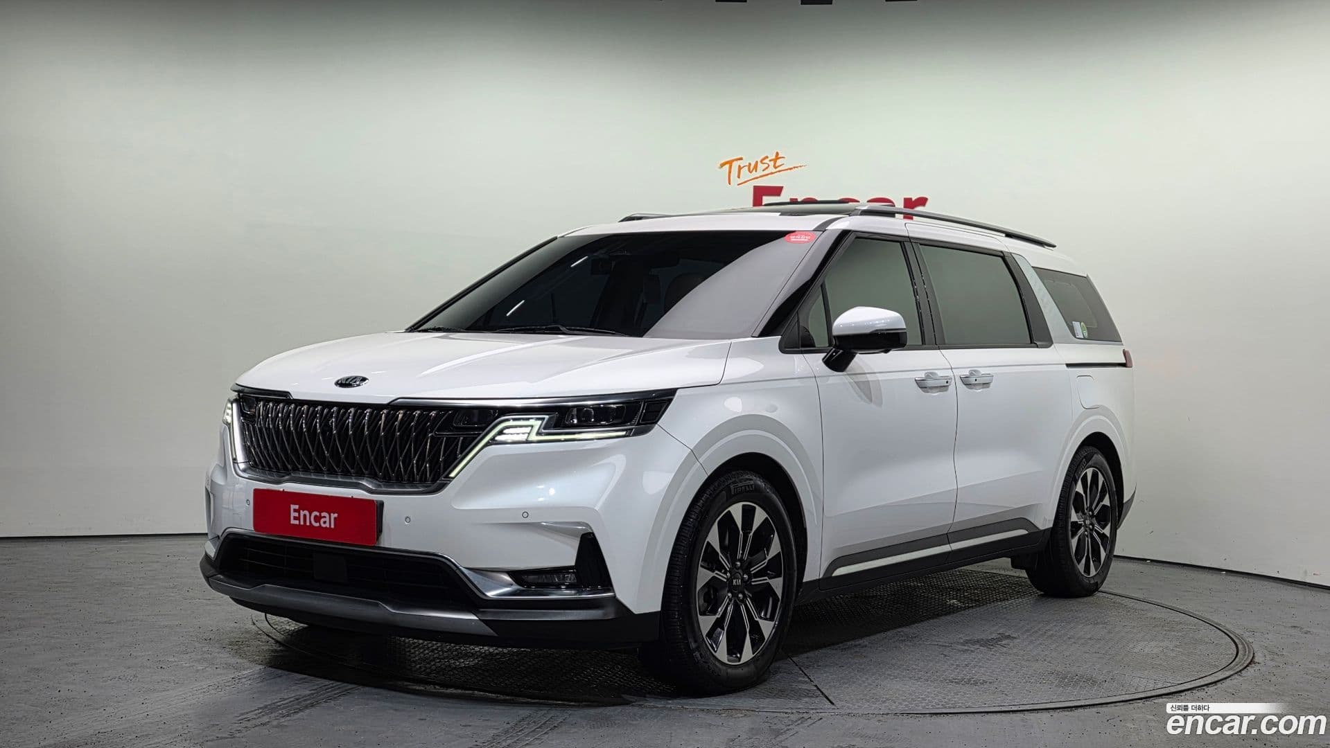 Main__Slider__Photo:Canival Kia 2020.10-0