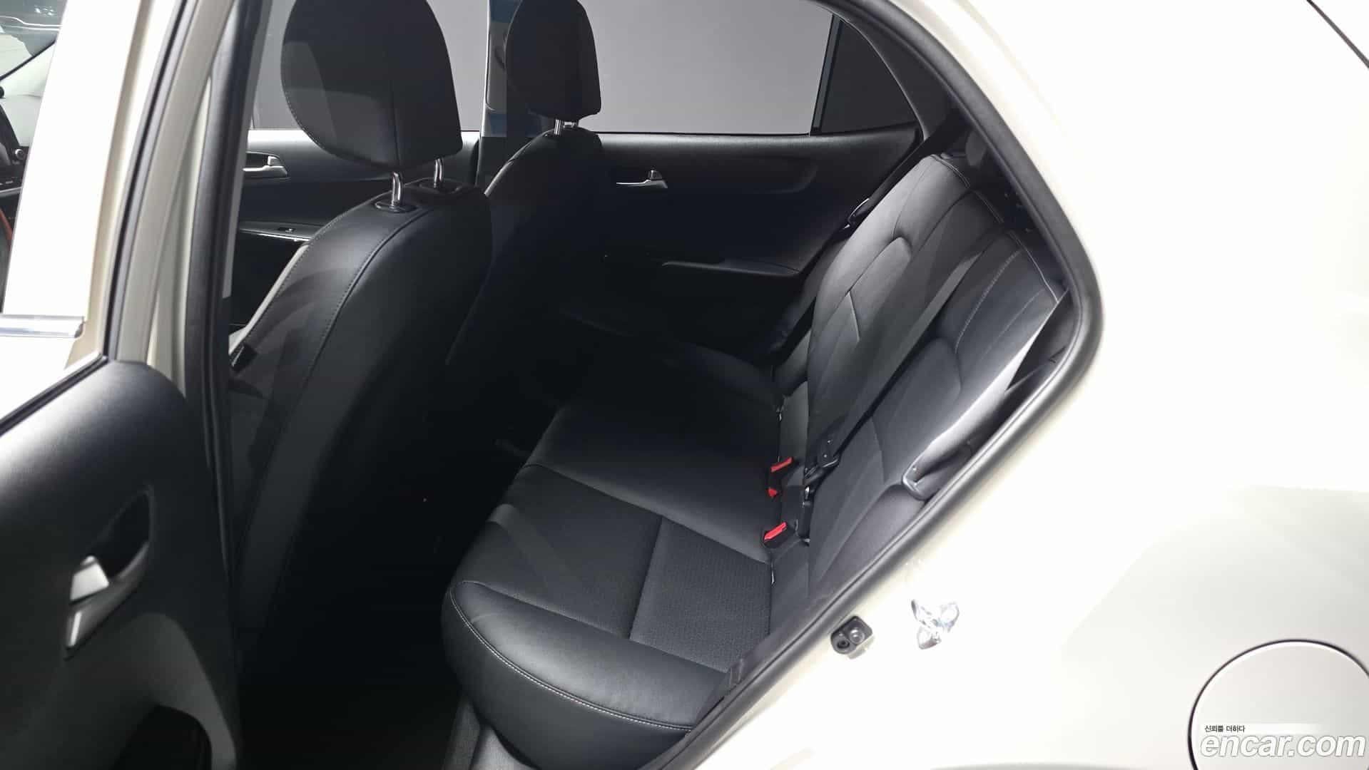 morning Kia 2025.10-INNER-036