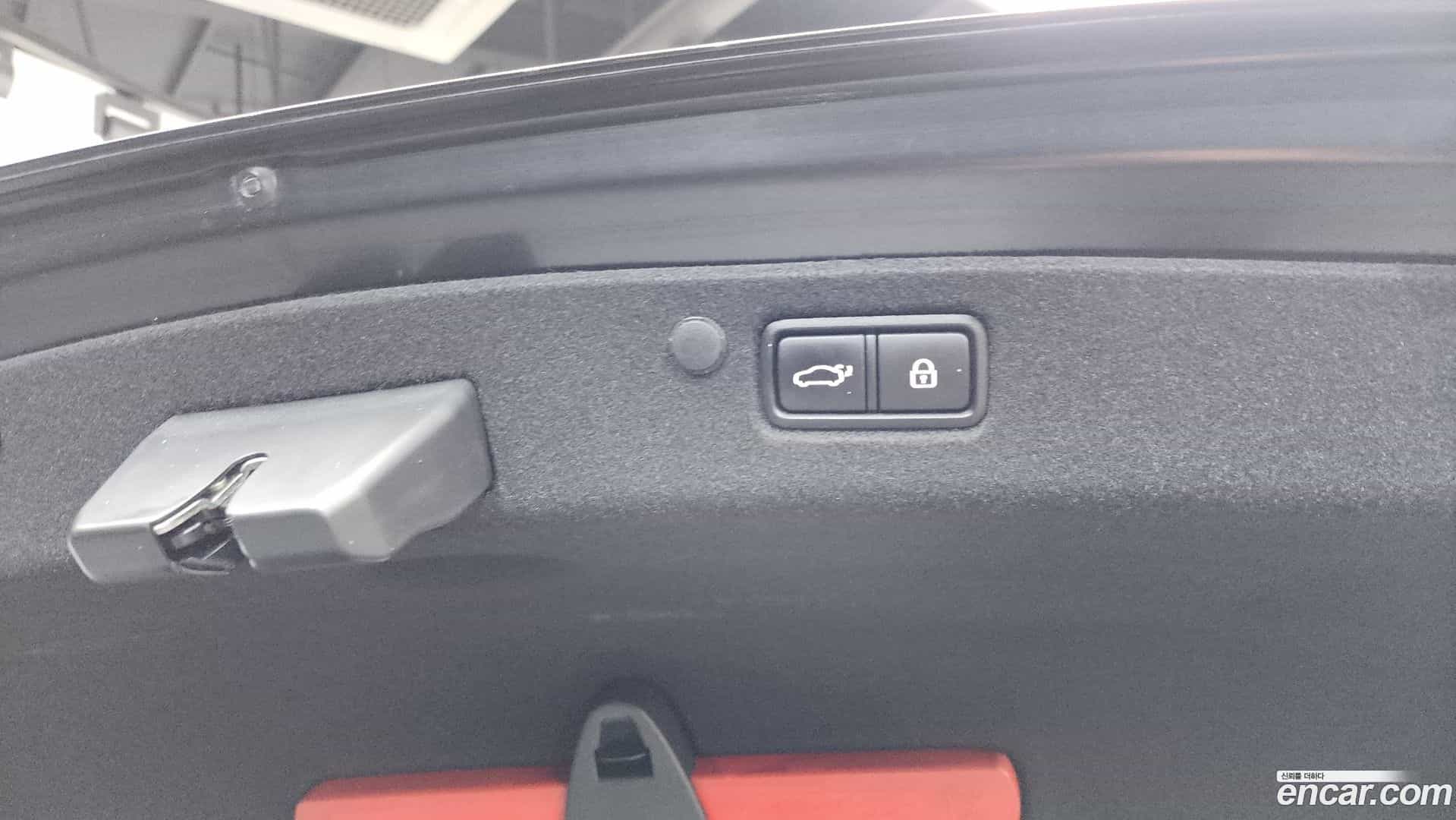 Grandeur Hyundai 2020.6-OPTION-044