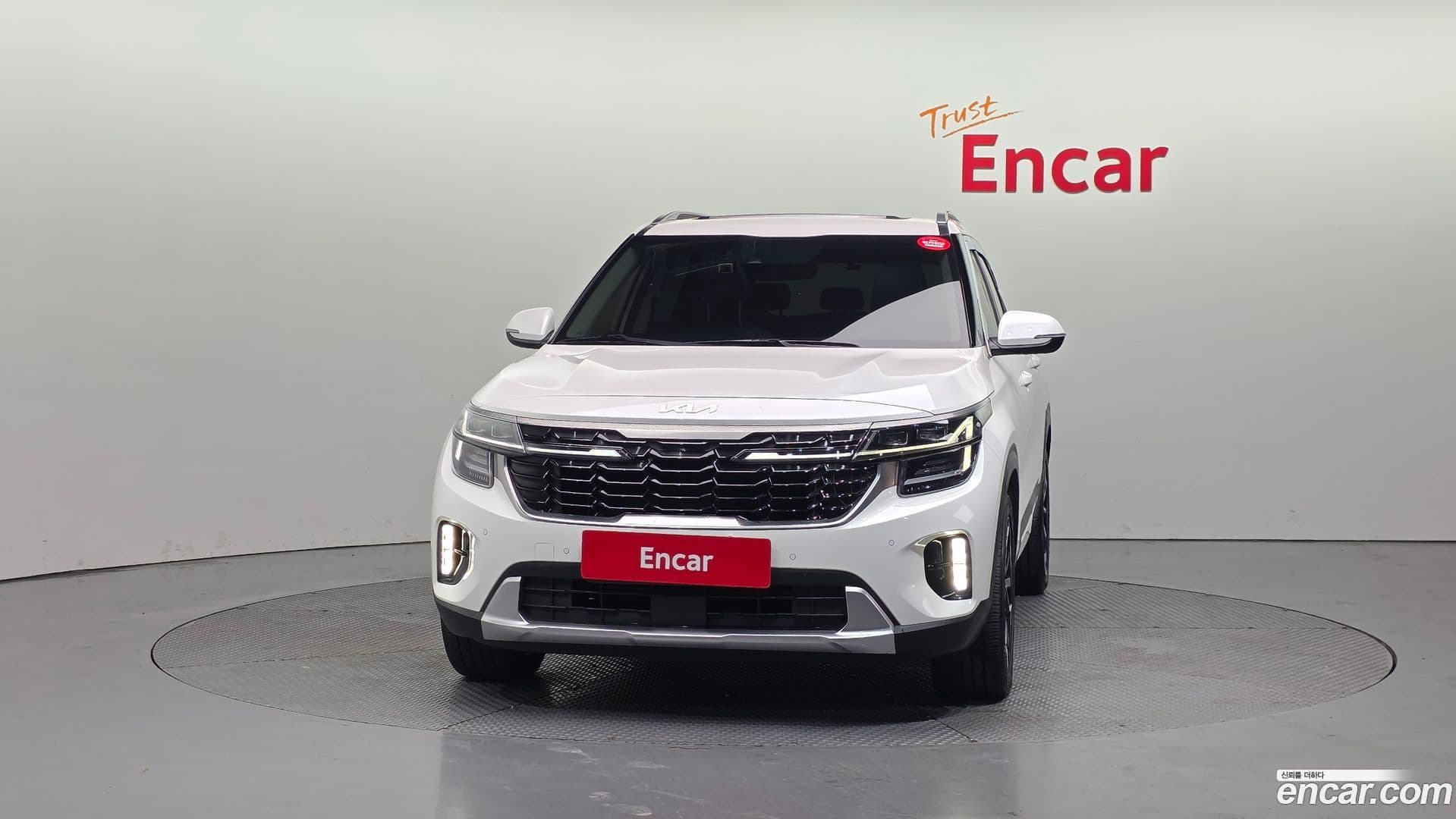 Main__Slider__Photo:Seltos Kia 2022.9-2