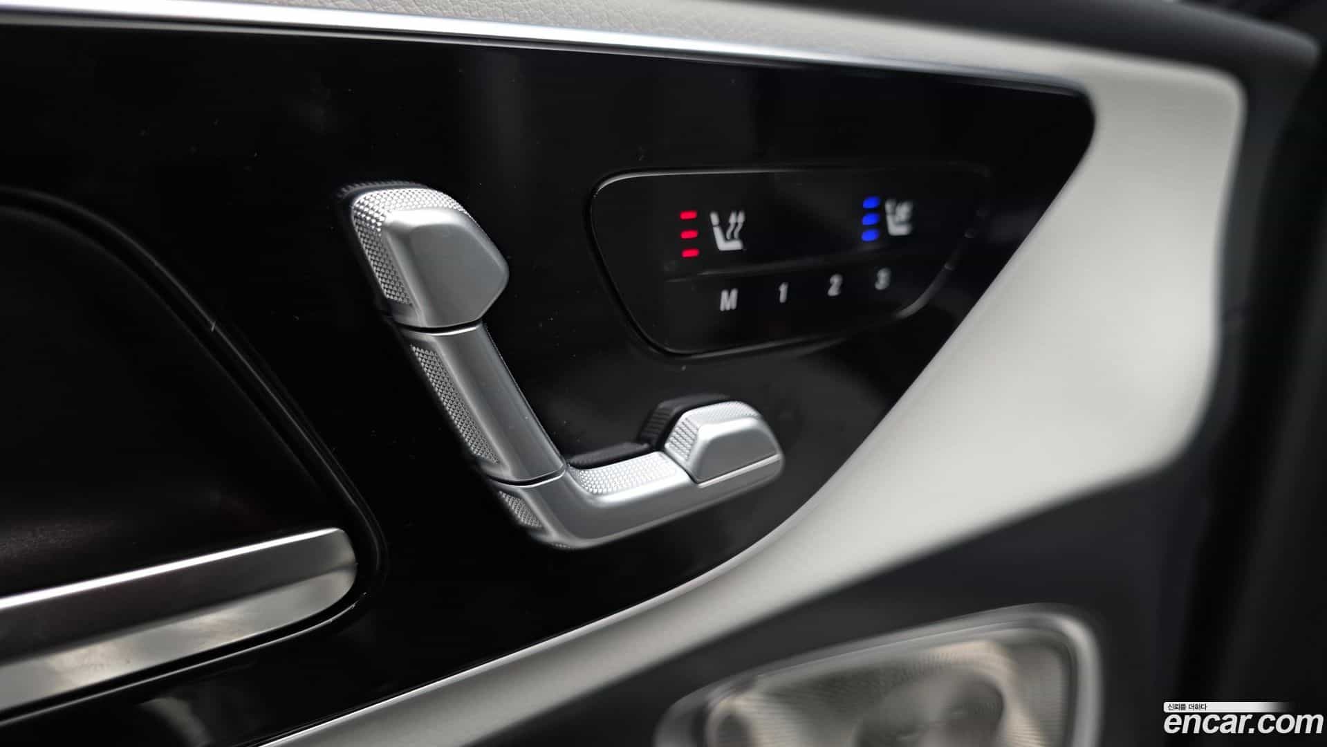 GLC-Class Mercedes-Benz 2025.5-OPTION-022