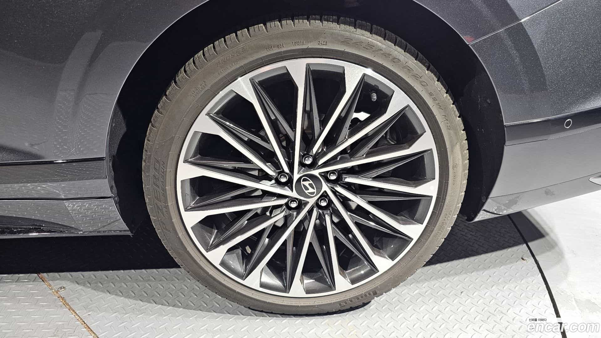 Grandeur Hyundai 2024.0-OUTER-005