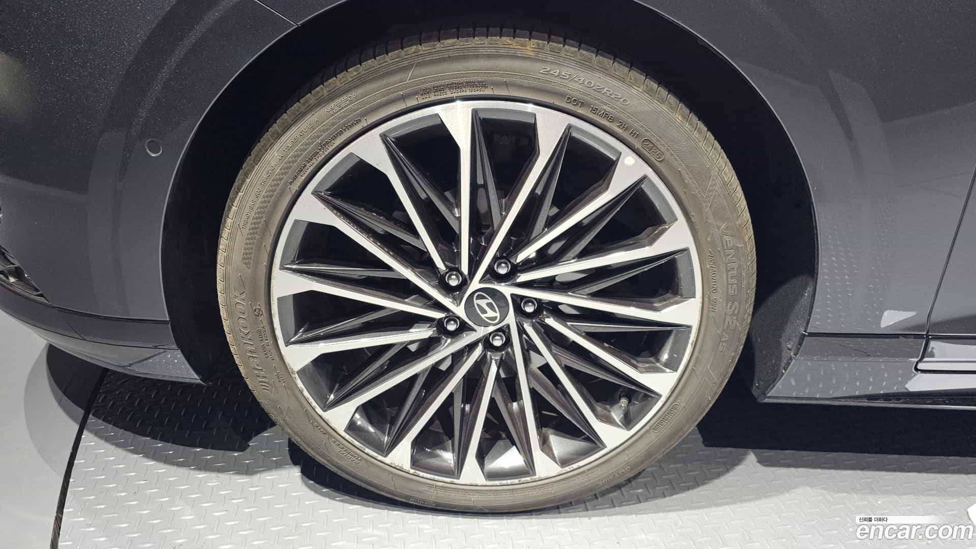 Grandeur Hyundai 2024.0-OUTER-031
