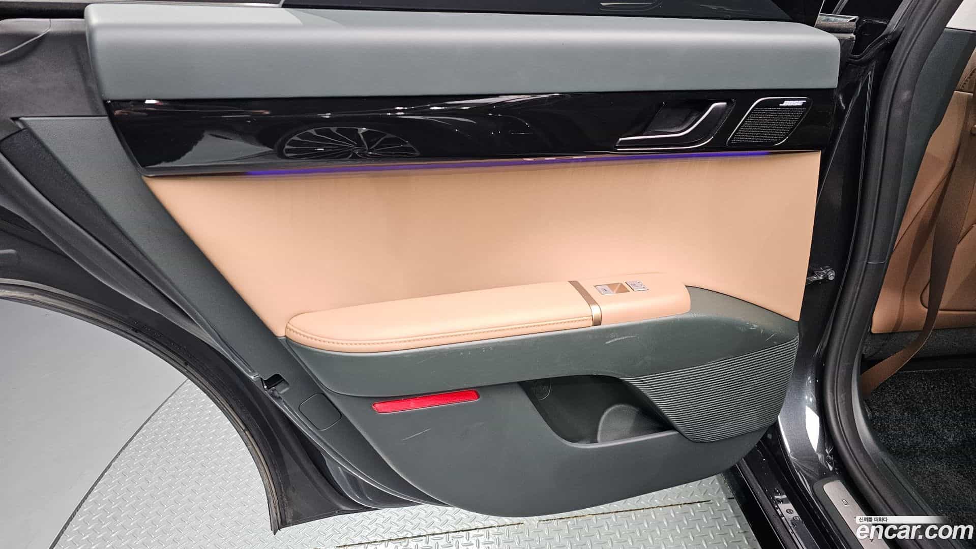 Grandeur Hyundai 2024.0-INNER-035