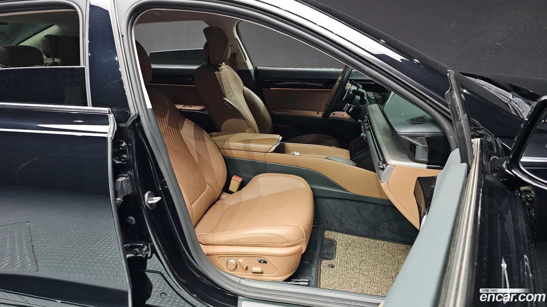 Grandeur Hyundai 2023.10-OPTION-016